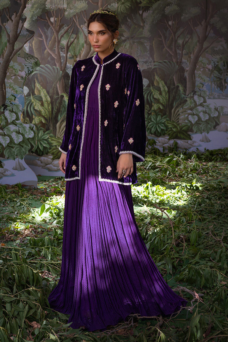 Ansab Jahangir – Women's Clothing Designer. Velvet and Vogue