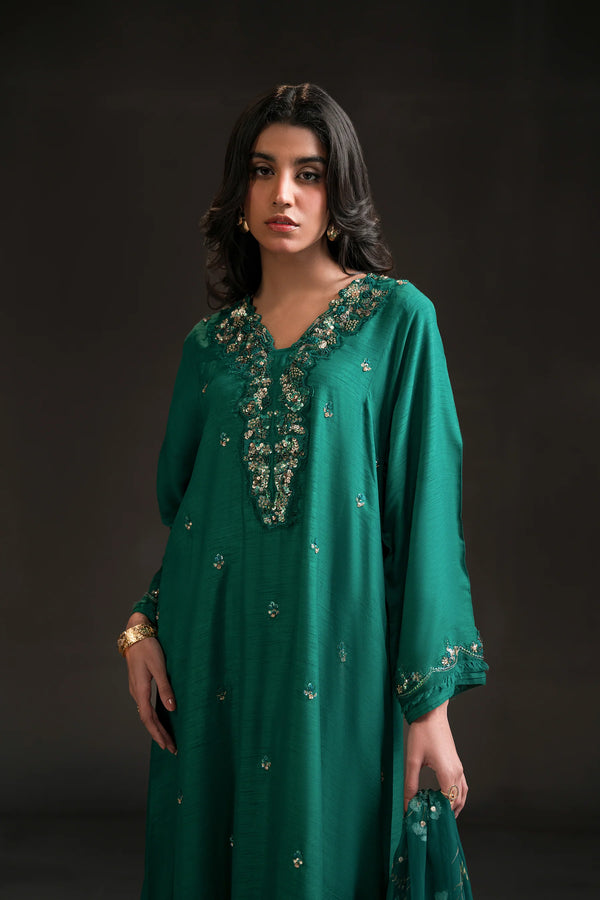 Ammara Khan Glitz '24 - EMERALD GREEN BEAUTY SET (D-04)