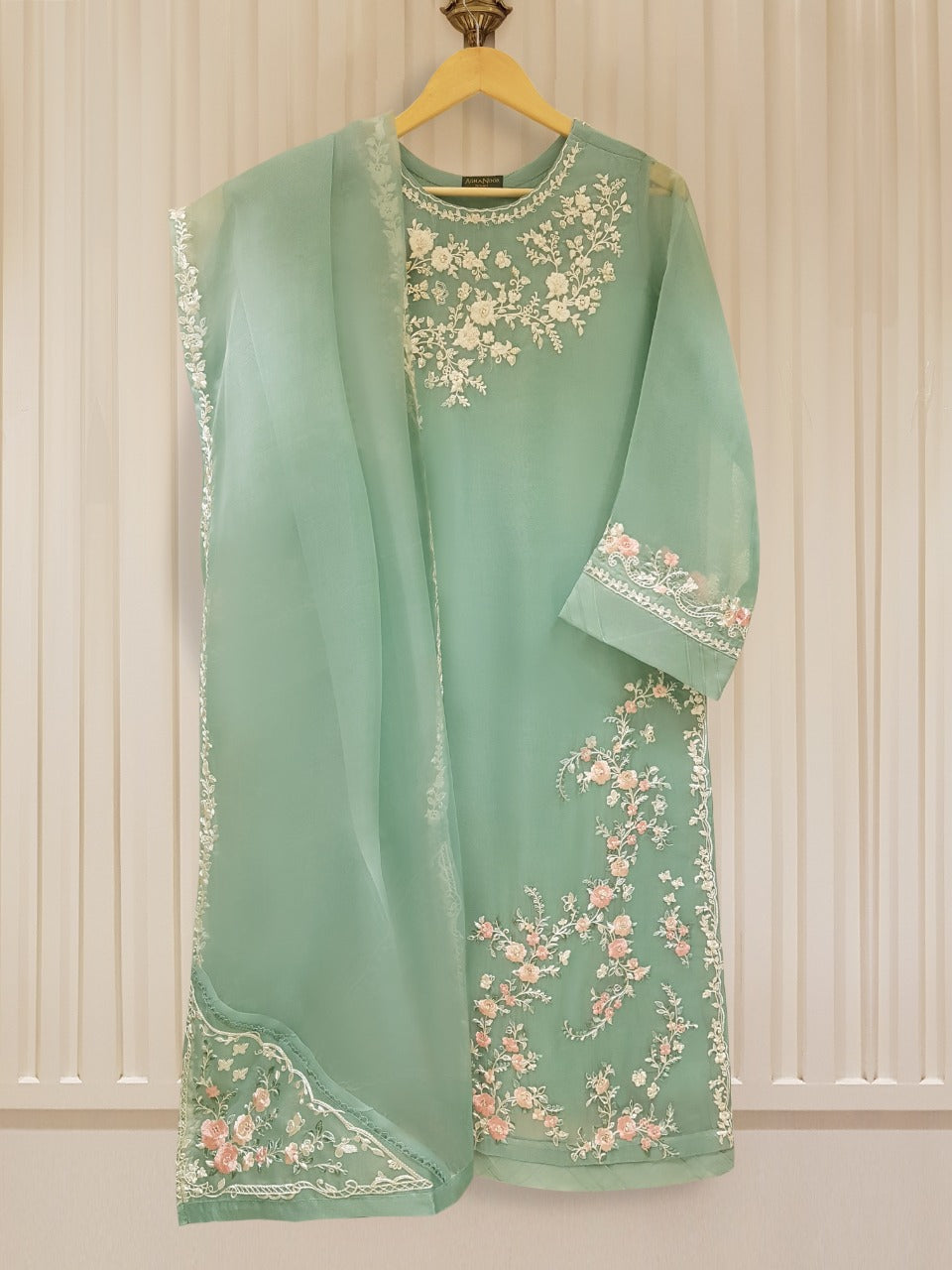 Two Piece Pure Organza S105961 – Nainpreet