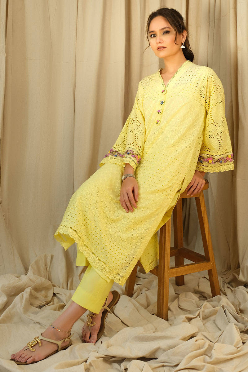 Farida Hasan Spring Collection '23 - FRENCH FLORAL CHIKAN