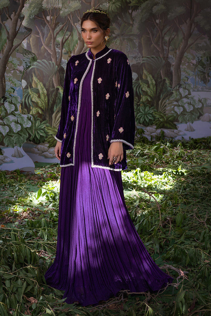 Ansab Jahangir Velvet and Vogue 23 - IRISA