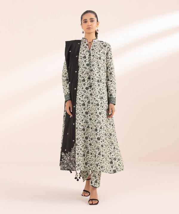 Monochrome '24-3 Piece - Embroidered Lawn Suit - 0U3Pebw24V49