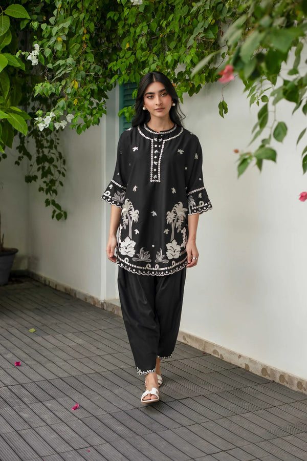 The Dusk Edit '25 - Yinyang