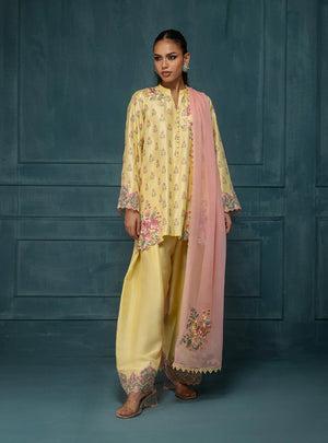 Luxury Pret '25 - Sona