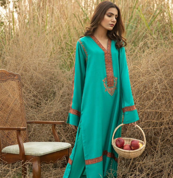 Jahanara - Green Shirt