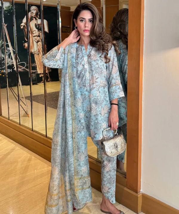 Summer Lawn '25 - Sky Blue Chinoiserie