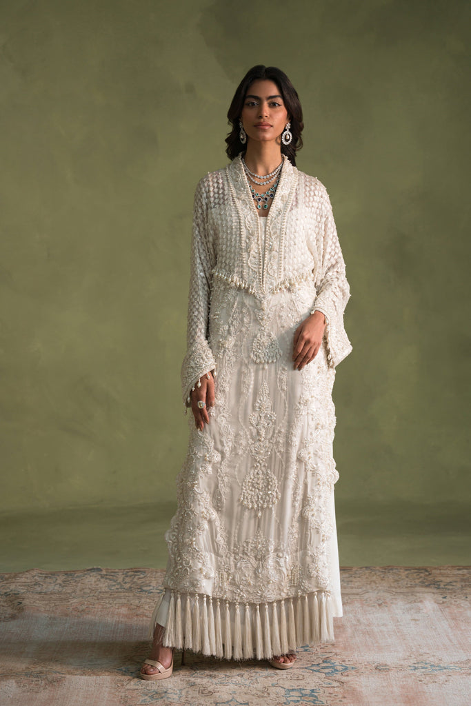 Ammara Khan Jade '24 - PEARL WHITE MAGIC (D-14)