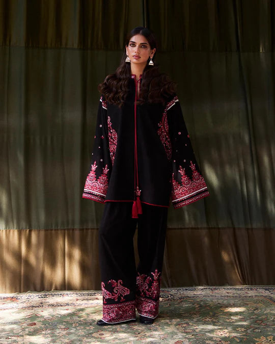 Among The Tree AW '25 - Banhi