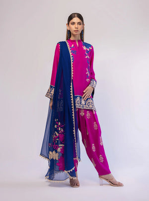 Luxury Pret '25 - Lamya