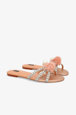 Signature '25 - Tara Tassel