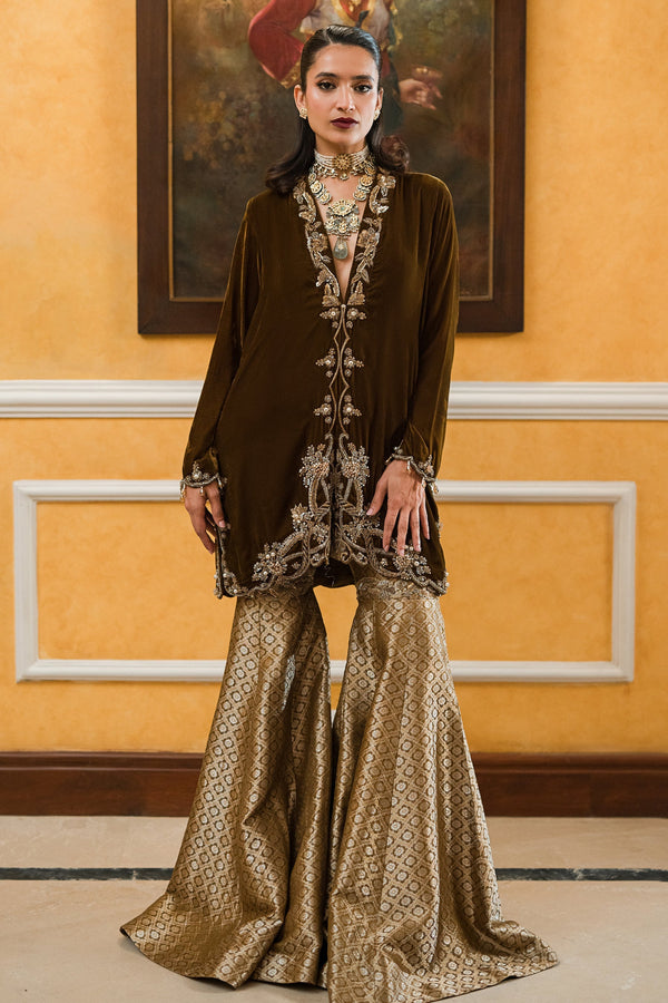 The Proposal 23 - Contemporary Gharara Set (D-09-B)