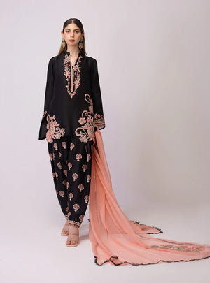 Luxury Pret '25 - Nurah