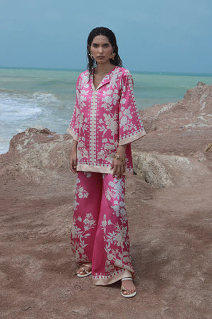 Resort Wear '25 - Pink Shore