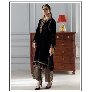 Noor Velvets - Lush Black