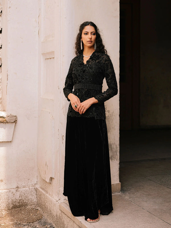 Misha Lakhani Couture Autumn Winter '23 - BELTED JACKET W/ LOOSE PANT