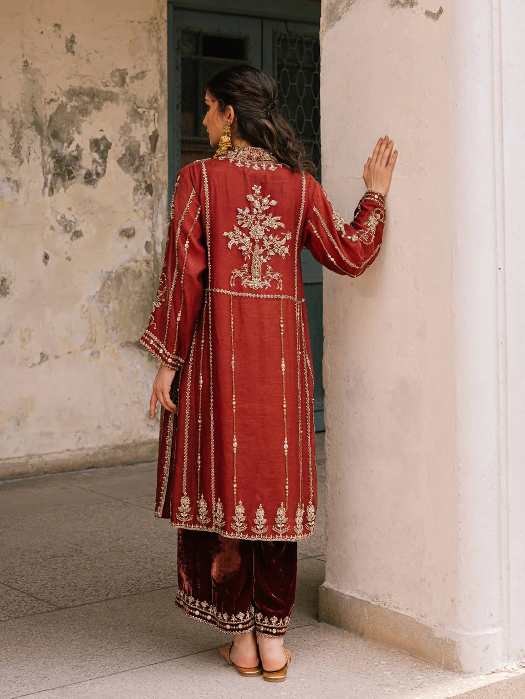 Misha hotsell lakhani kurtis