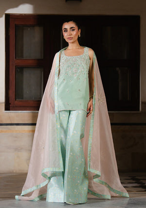 Formals '25 - Yara