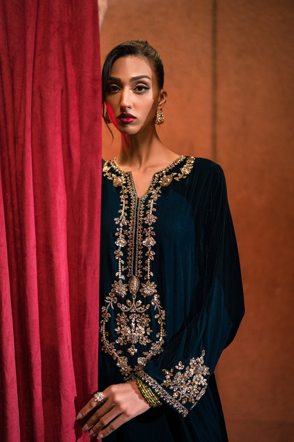 Rendezvous'24 - Statement Teal Velvet Kaftan (D-06)