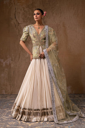 Couture - Mastaani - D-513