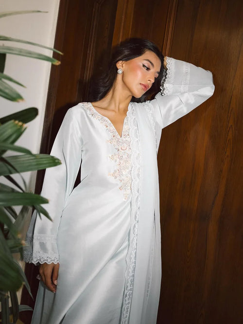 nadia khan dresses designs Nadia Khan (@nadiakhanstudio) Instagram photos and videos