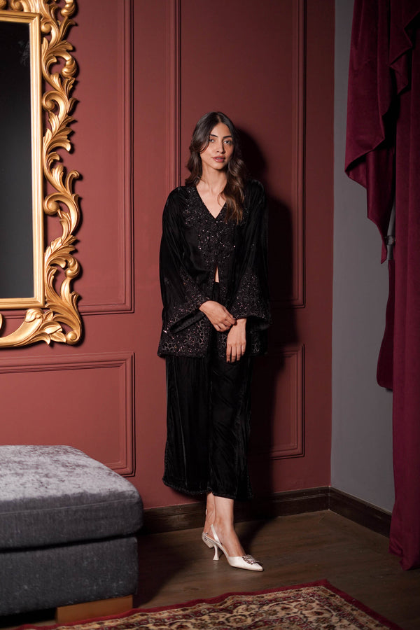 Luxury Edit '25 - BLACK VELVET WEDDING EDIT (NPA2-24322)