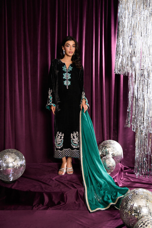 Mara Velvet Luxe '25 - Black Pearl