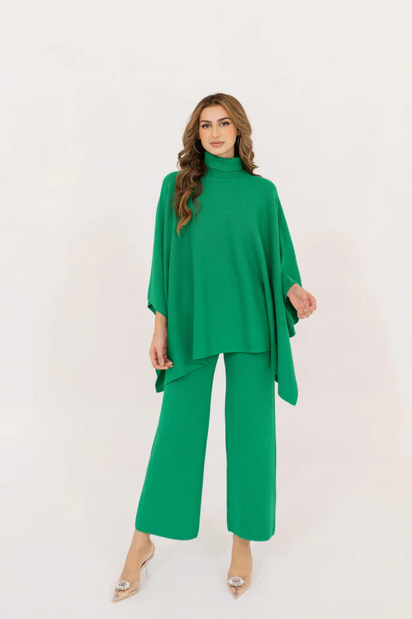 Hassal Autumn Winter '23 - Lily Knitted Cape Green Separates