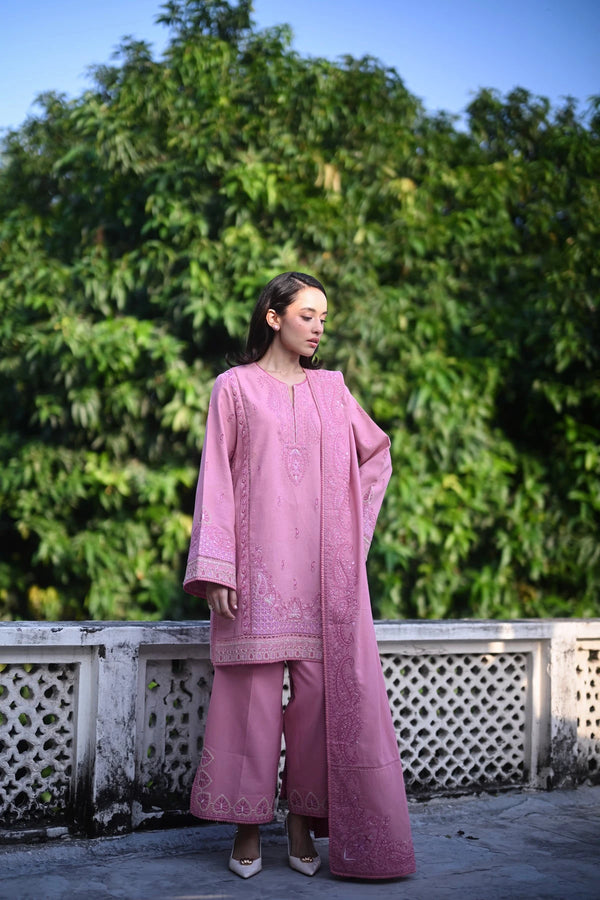 A/W Pret '25 - ROSE PINK LUXURY EMBROIDERED 3PCS SET (NPA3-25446)