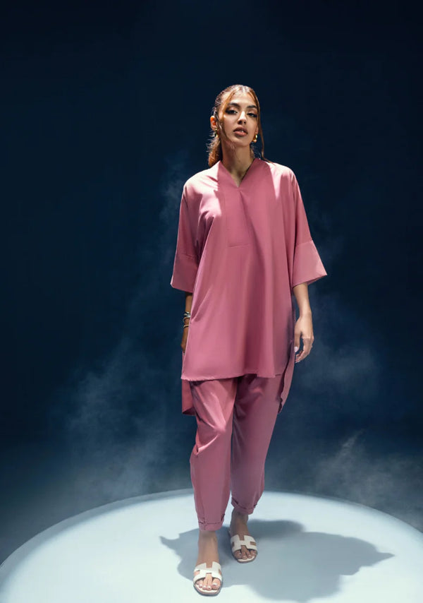 Solids Official Laidback Luxe '23 - Melon Pink