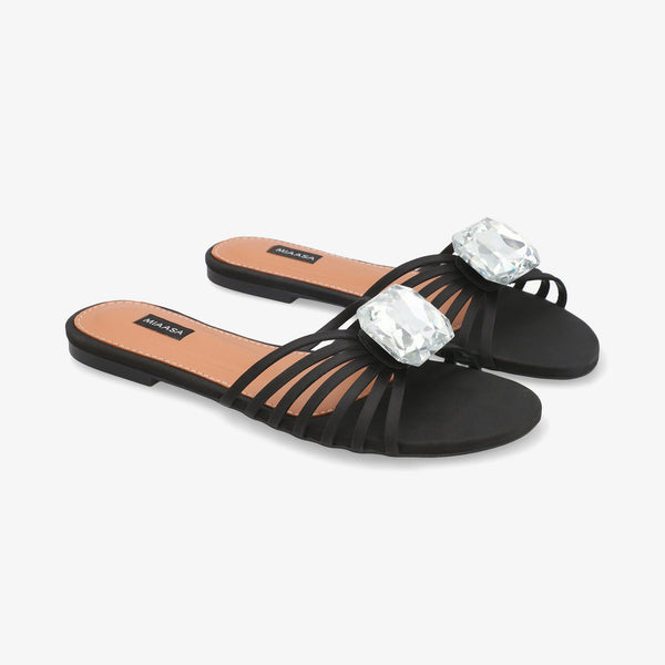 Summer Staple '24 - Amani Flat