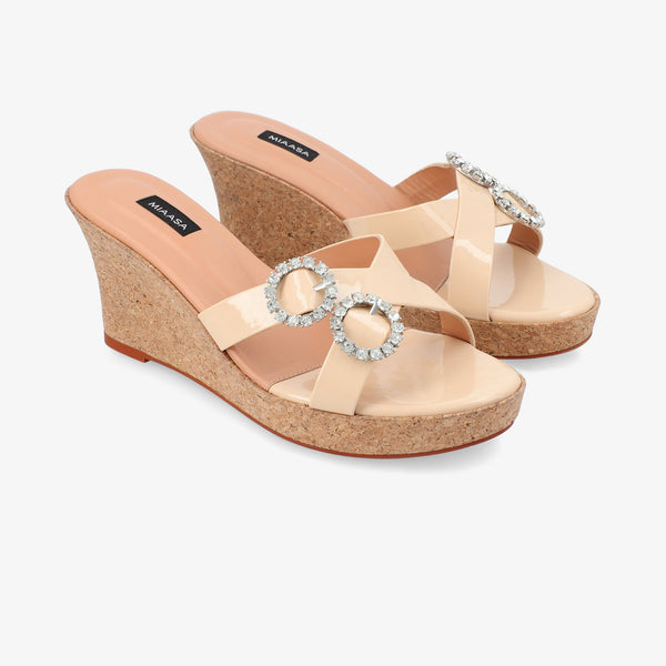 Wardrobe Essential '24 - Alaia Wedge