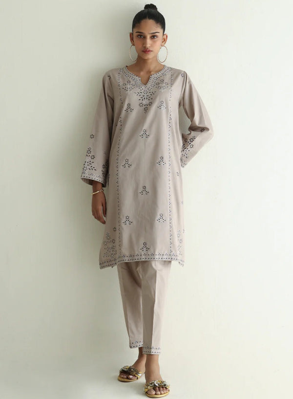 Spring Summer Pret '24 - Embroidered Kurta Set 18681