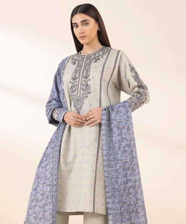 Unstitched Lawn '25 - 3 Piece - Embroidered Zari Lawn Suit - U3PEDY25V118