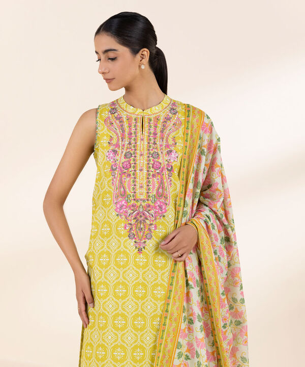 3 Piece - Embroidered Lawn Suit - U3PEDY25V124