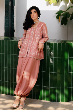 New In '26 - AMIRA SET