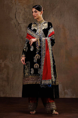 Winter Luxury '26 - V261-002-CL