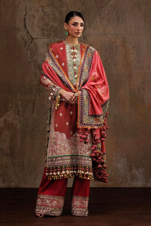 Winter Luxury '26 - V261-006-CL