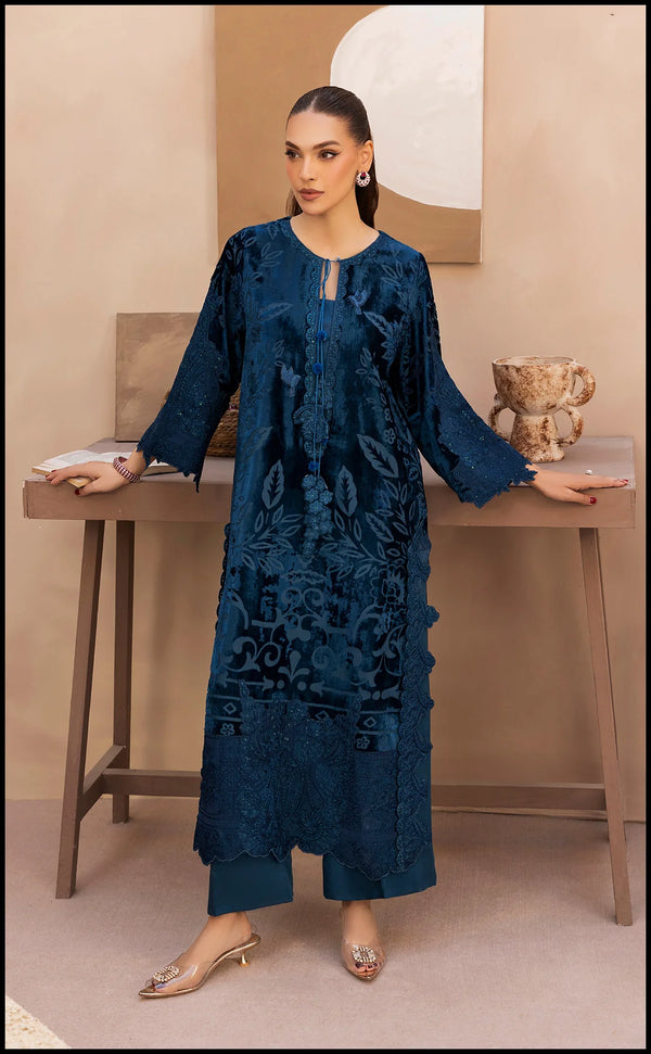 Velvet Chapter '25 - Teal Temptation