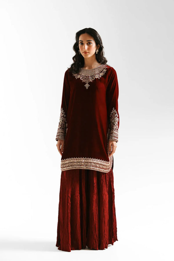 Boutique Collection A/W '25 Drop III - EMBROIDERED SUIT | E0962/104/414