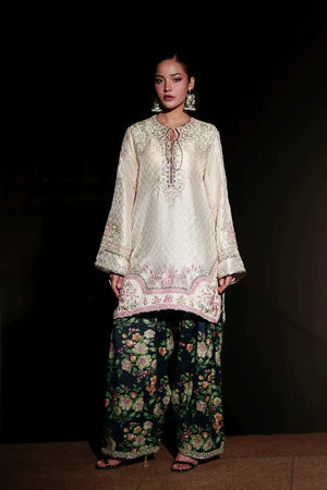 Boutique Collection SS '26 Drop II - EMBROIDERED SUIT | E1014/104/002