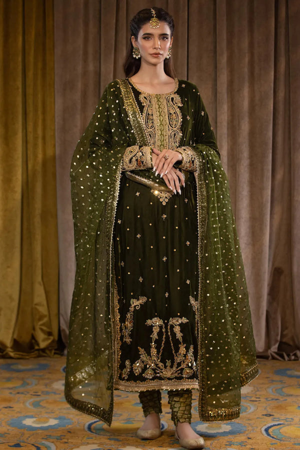 Velvets '25 - CHAND BALI