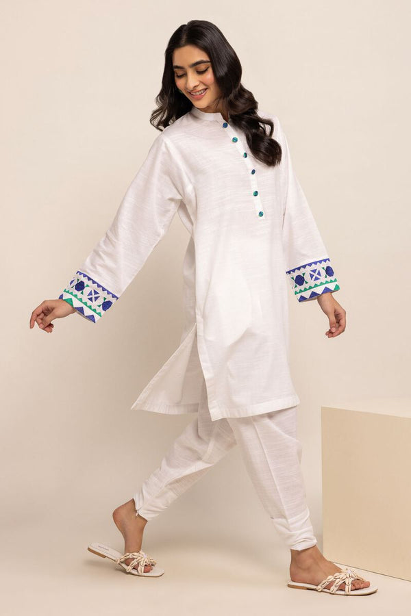 Winter Essentials 23 - Classic Kurta Eet23515