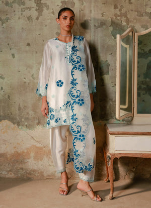 Muse '26 - Embroidered 3 PC Suit | 16817/501/101