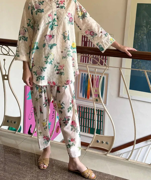 Mid Season Lawn '25 - Peach Bunches on Chikan