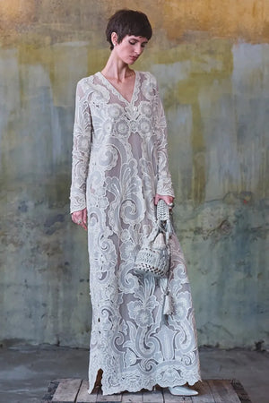 Diffusion '26 - Off-white 3D tonal applique embroidered kaftan