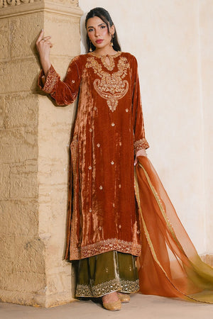 Qissa Luxury Velvets '26 - Qissa Shirt And Dupatta