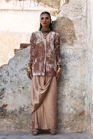 Velvet Luxe Edition F/W '25 - Nuha