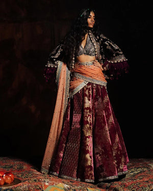 Couture - Mastaani - P-383