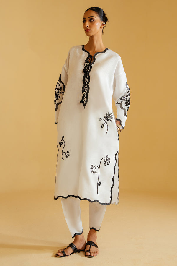 Essentials '25 - NARMEEN (ERW-21443)