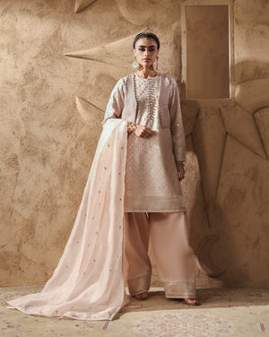 Luxury Diffusion '26 - ST-003